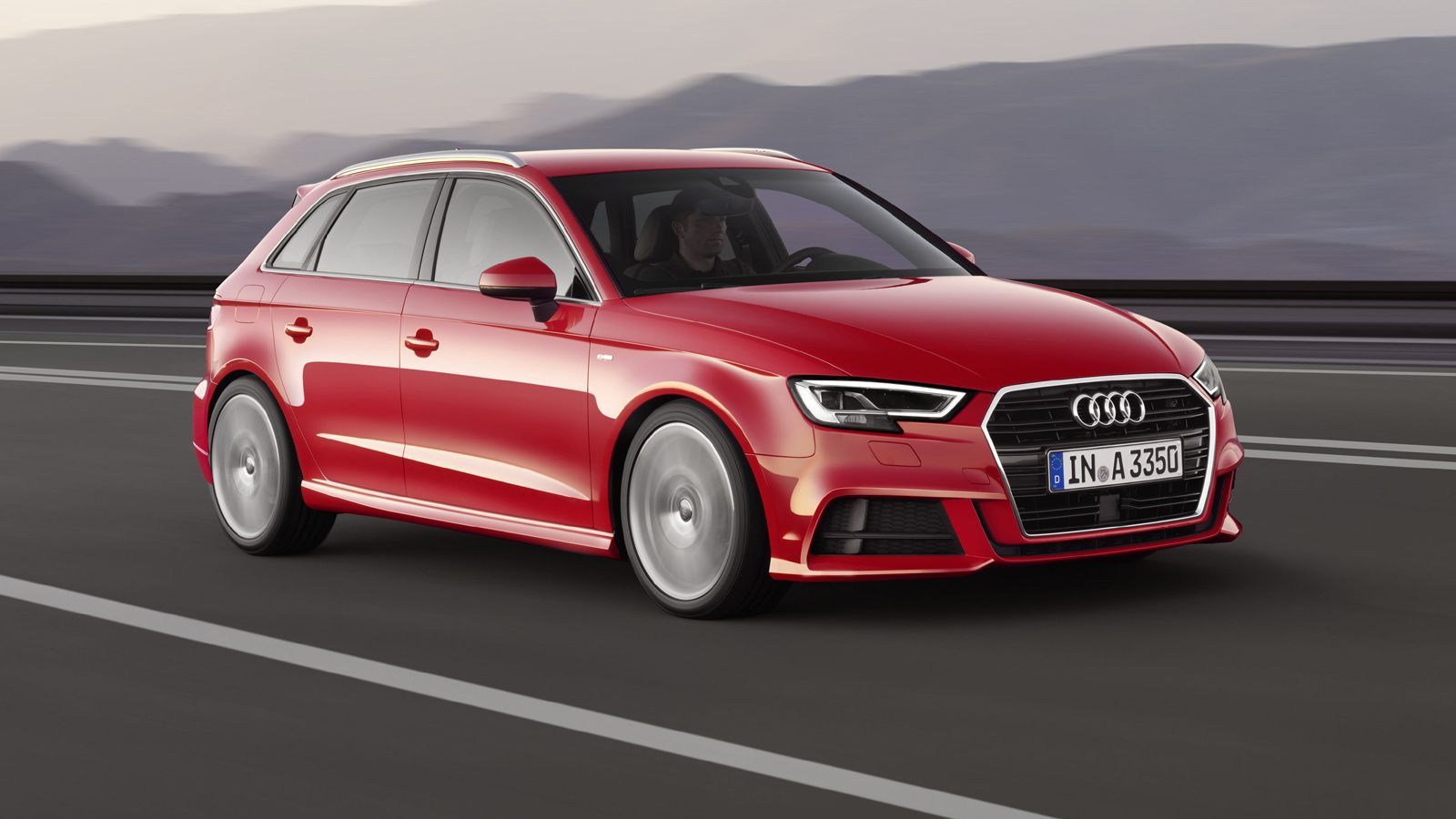 Διαθέσιμες στη χώρα μας όλες οι εκδόσεις αμαξώματος του Audi A3. Δείτε αναλυτικά τις τιμές και τον εξοπλισμό κάθε έκδοσης.	